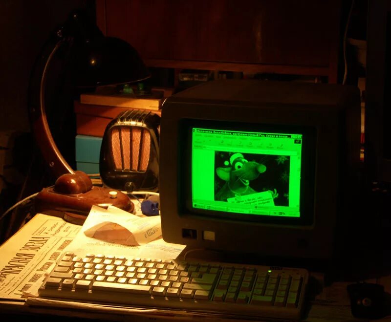 Старый монитор sony. Старый монитор. Ламповые мониторы. Компьютеры ibm 80-х. Компьютеры ibm 80-х.