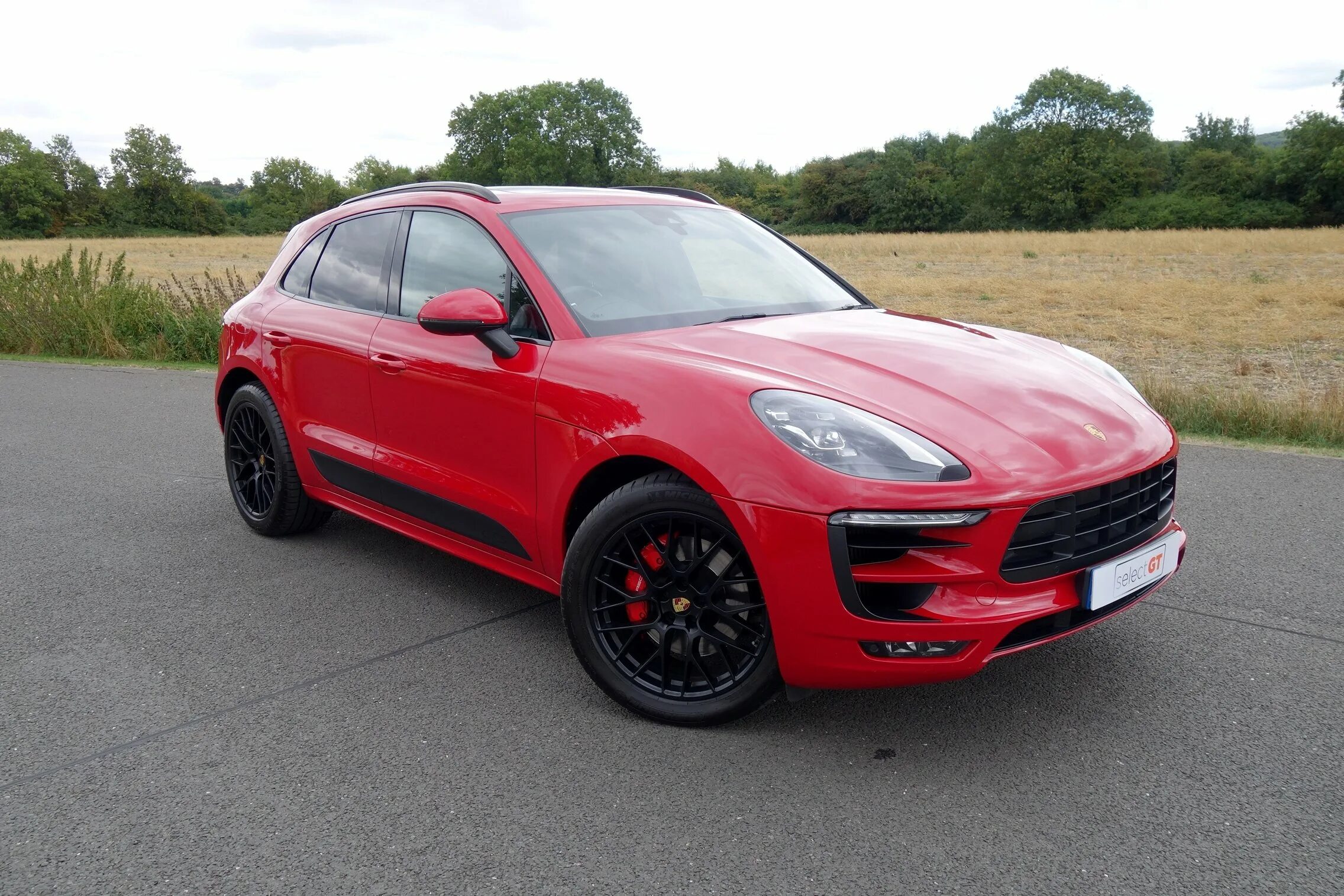 Порше макса ващенко. Порш макса ващенко зелёный. Машина макса ващенко порш зелёный. Порше макса ващенко. Porsche macan макс ващенко.