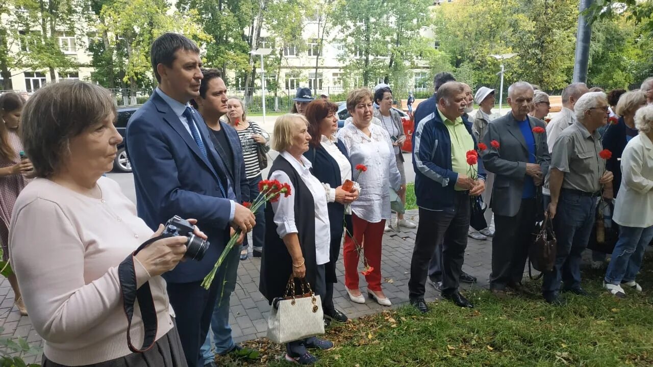 Щелковский автовокзал открытие. Щелковскую открыли. Церемония возложения цветов. Художники щёлково клуб. Московский культурный 2022.