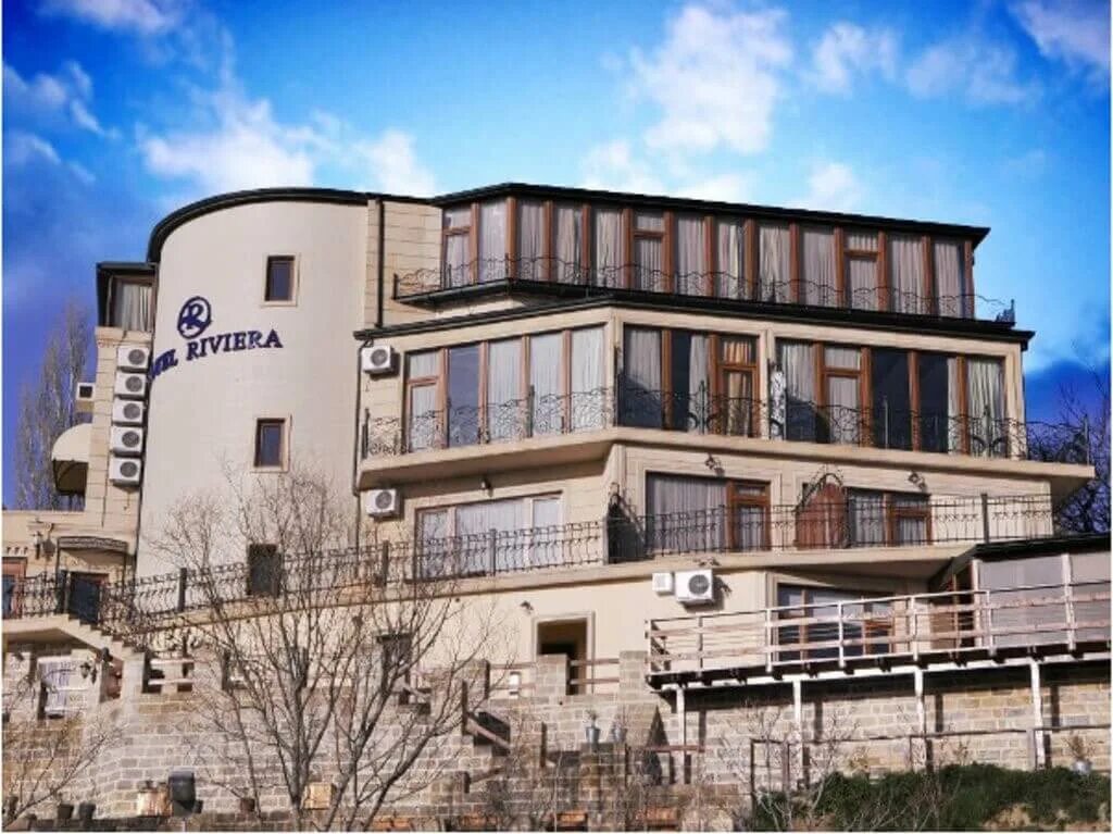 Point hotel baku. 1 4 баку. 1 4 баку. 1 4 баку. Машины в баку.