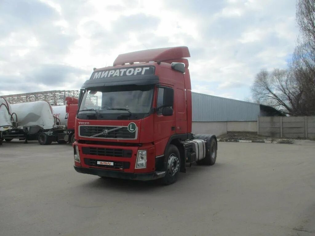 Тягач седельный Volvo fm-Truck 4x2 2012 г. Вольво тягач fm Спецсвязь. Вольво Астрахань. Volvo fm Truck 4x2 регулировка фар. Авито купить седельный тягач с пробегом