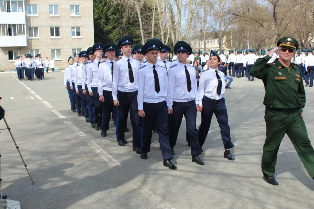 Екк Екатеринбургский кадетский корпус. Кадетский корпус войск национальной гвардии Екатеринбург. Екатеринбургский кадетский корпус Калиновка. Мурзинская 36 Екатеринбург кадетская школа.