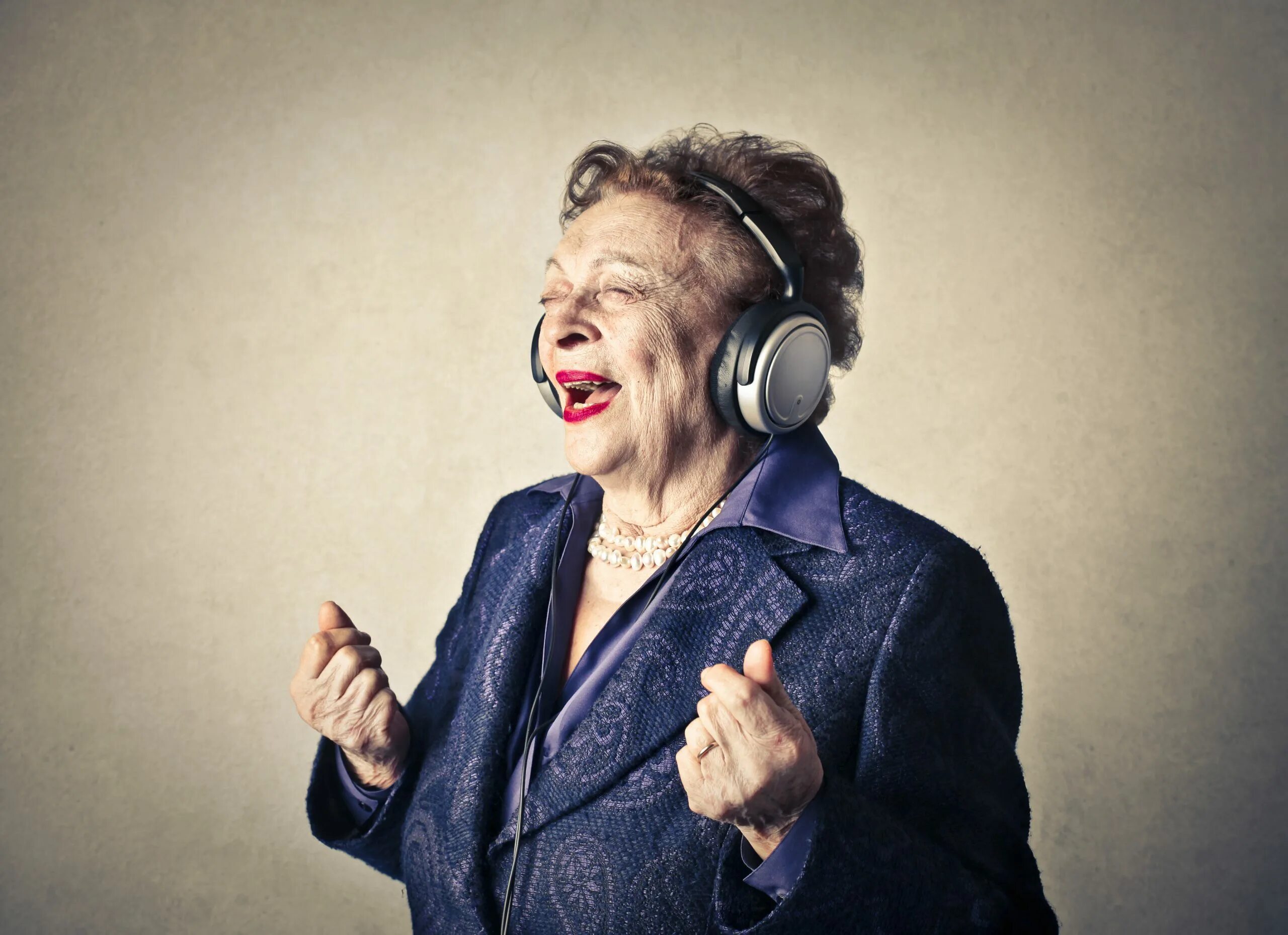 Слушать женщина за 60 как игривая. Головные уборы для женщин после 50 лет. Фотоальбомы женщин за 50. Слушать женщина за 60 как игривая. Слушать женщина за 60 как игривая.