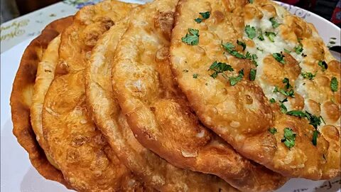 На кухне у любани чебуреки