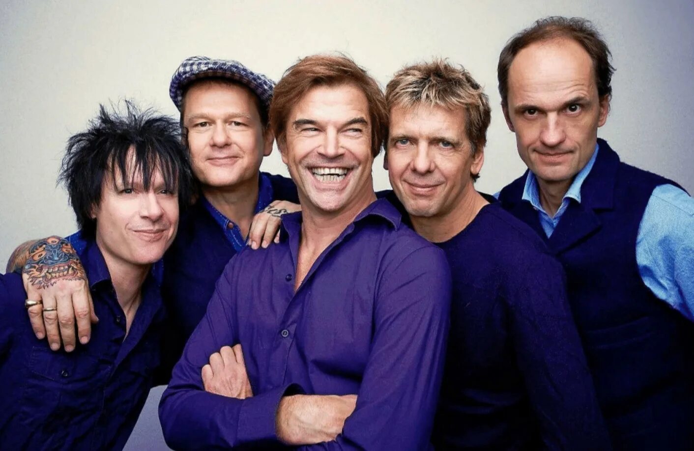 Какая немецкая группа. Группа die toten hosen. die toten hosen кампино. die toten hosen в молодости. известные музыкальные группы германии.
