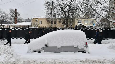 Снег в москве 14 октября
