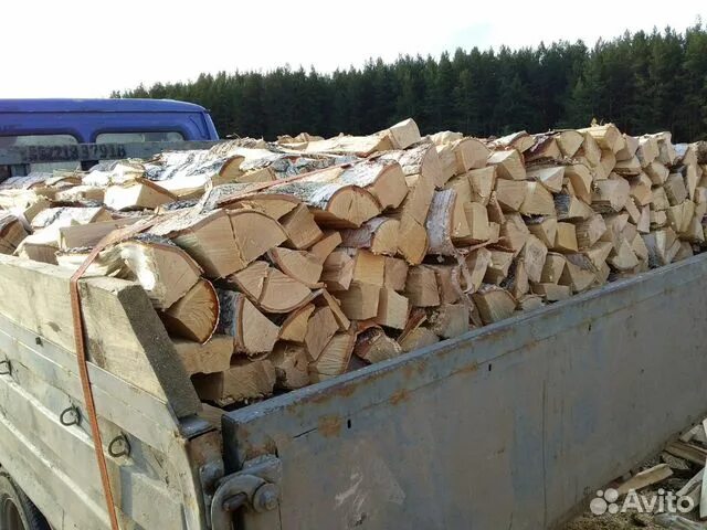 машина на дровах. березовые дрова. березовые дрова нижний тагил. березовое полено. березовые дрова нижний тагил.