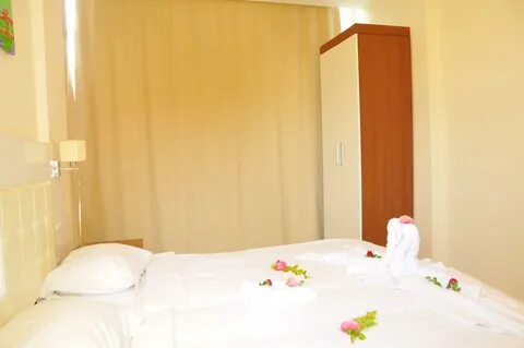 Side suites hotel