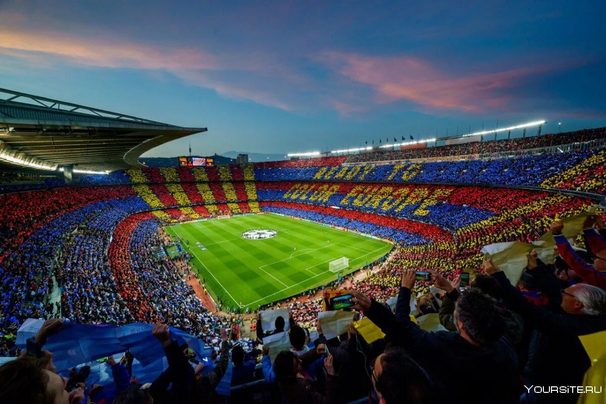 Стадион Камп ноу в Барселоне. ФК Барселона стадион Камп ноу. Стадион Camp nou. Барселона ноукамб стадион. Время на стадионах и