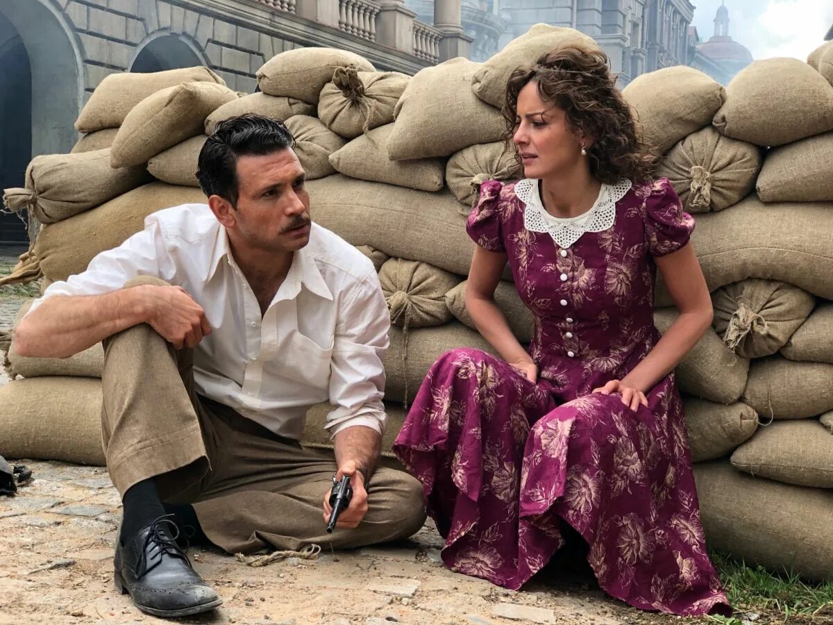 Сериал парке чаир антон хабаров. В парке чаир сериал 2021. В парке чаир любовь константинова. В парке чаир сериал 2021. В парке чаир сериал.