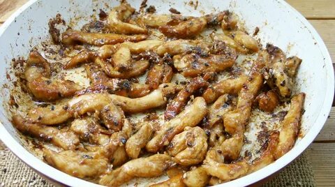 Курица жареная на сковороде с соевым соусом