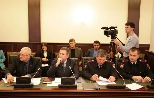 Суды города пятигорска. Администрация города пятигорска. глава города пятигорска.