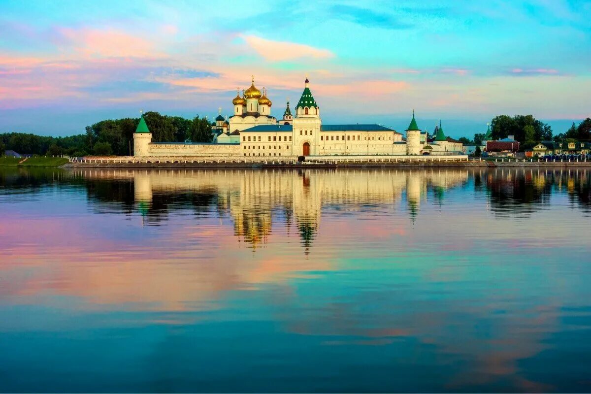 Тур в кострому из москвы. Автобусный тур из костромы в казань. Кострома экскурсии. Ипатьевский монастырь кострома. Казань экскурсии 2023.