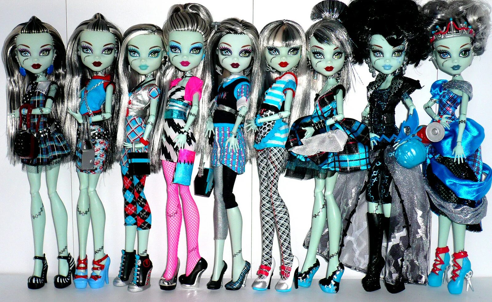 Фрэнки Штейн монстр Хай. Куклы Monster High Фрэнки Штейн. Фрэнки Штейн коллекции. Фрэнки Монстер Хай кукла 2022. Все выпуски фрэнки