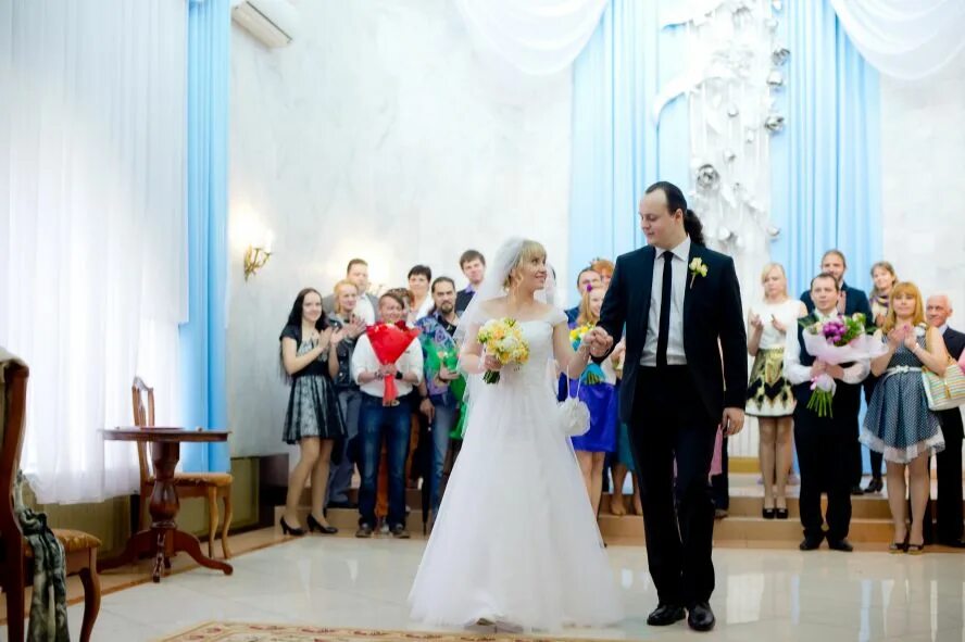 Александровский загс. Кузнечная 2 таганрог загс. Загс таганрог. Александровский загс. Александровский загс.