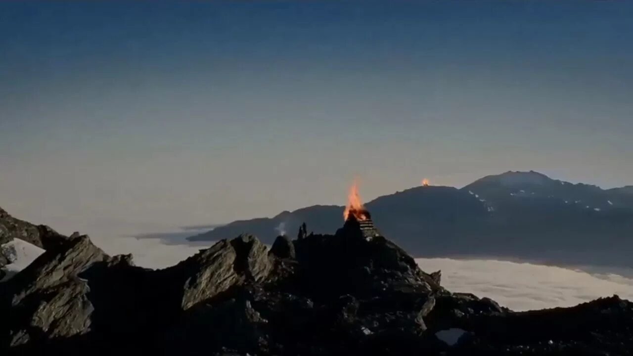 Драма сигнальный огонь. Фальшфейер зеленый. Драма сигнальный огонь. Фальшфейер красный. Мой сигнальный огонь дорама с русской.