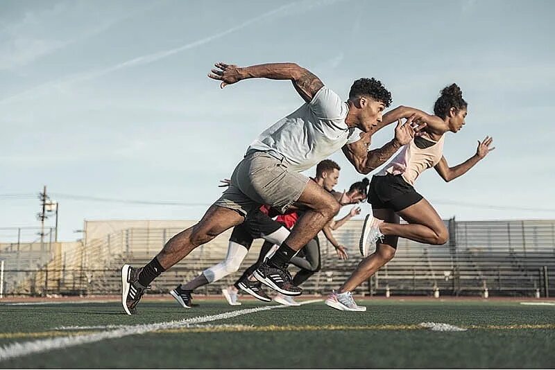 Running brands. Флайтинг спорт. Tracksmith twilight short. Tracksmith. Running brands.