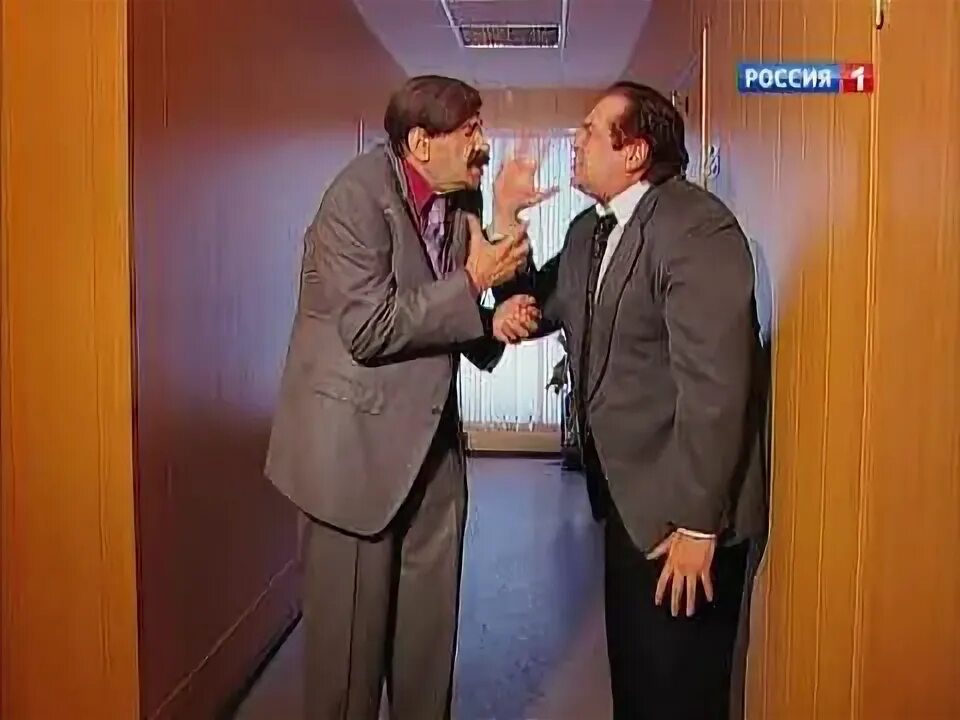 Давай городок. Городок стоянов и олейников розыгрыш дсп. ключев в передаче городок. городок телепередача трое. городок телепередача экскурсия.