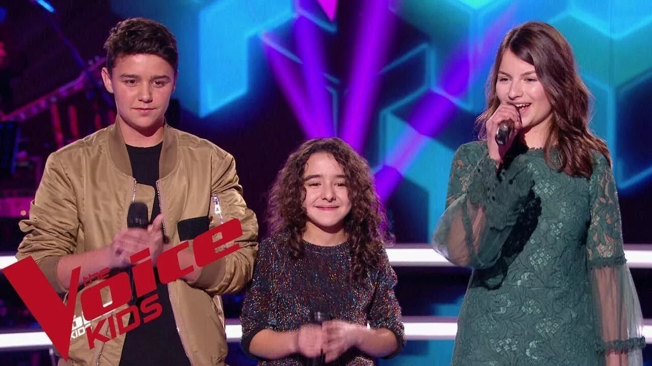 Логотип the voice kids. Emma | the voice kids. Voice kids. Carolina deslandes voice song. O melhor no que faz voice kids.