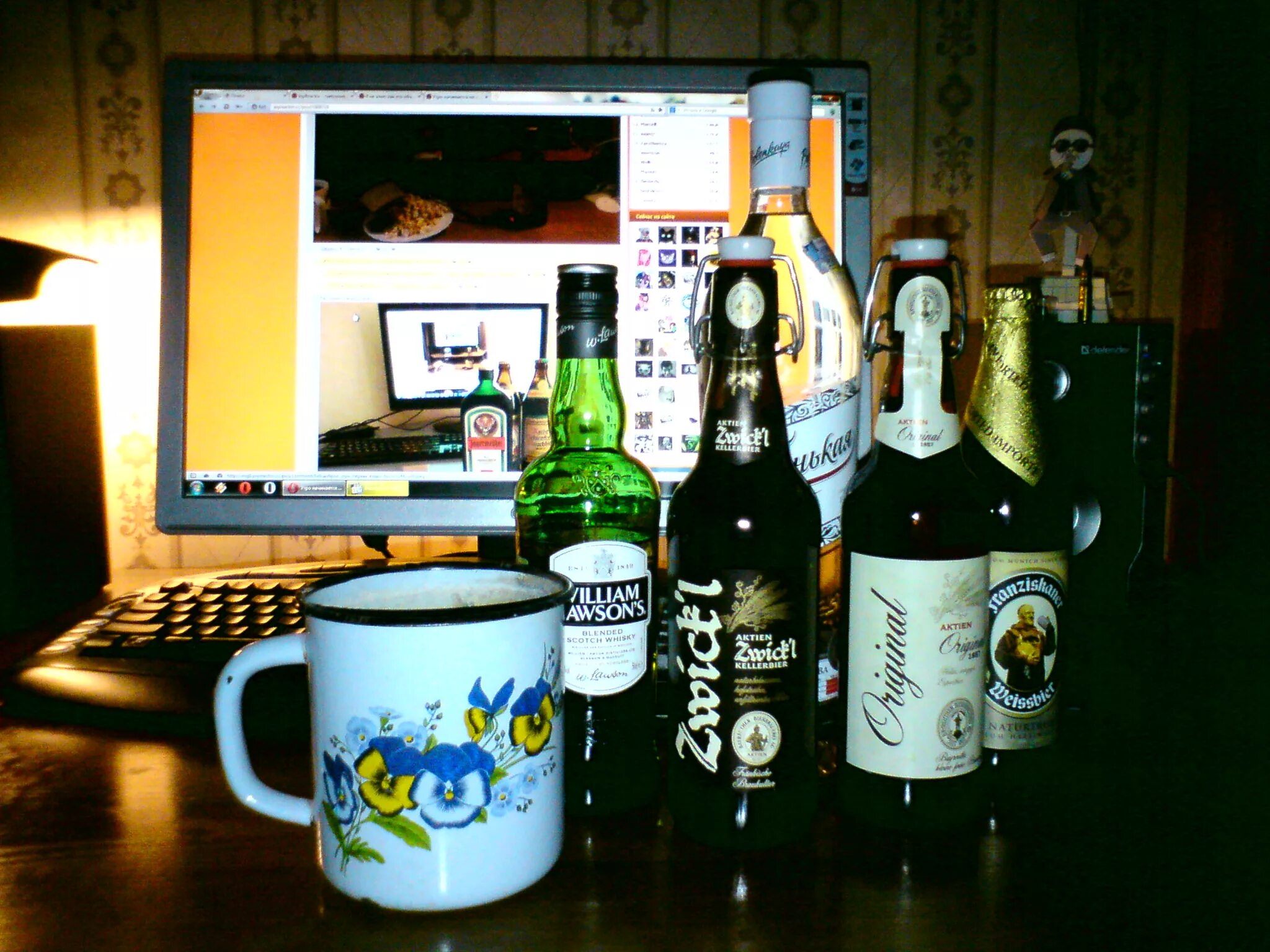 Доброе утро с водкой. Прикольный кофе. Водка с утра. Доброе утро алкоголь. Мужчина с похмелья.