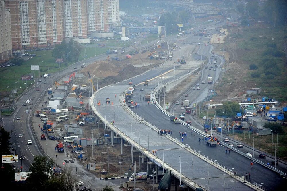 Дмитровское шоссе 43. Дмитровское шоссе 43. 43 к. 1991. Грузовик въезд.