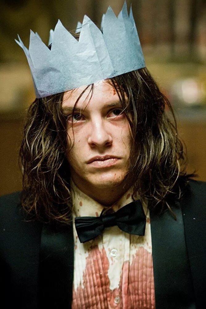 Horror actors. Гуннар хансен кожаное лицо. Horror actors. Horror actors. Эван питерс аиу 10.