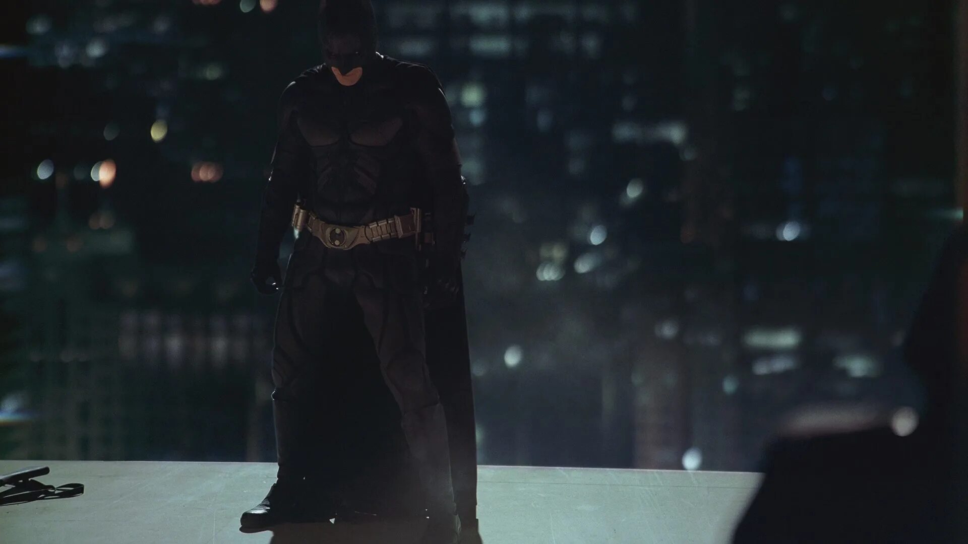 Тёмный рыцарь возрождение легенды постер. The dark knight rises, 2012 jen. Темный рыцарь песни. Комиссар лоуб темный рыцарь. Ханс циммер темный рыцарь.