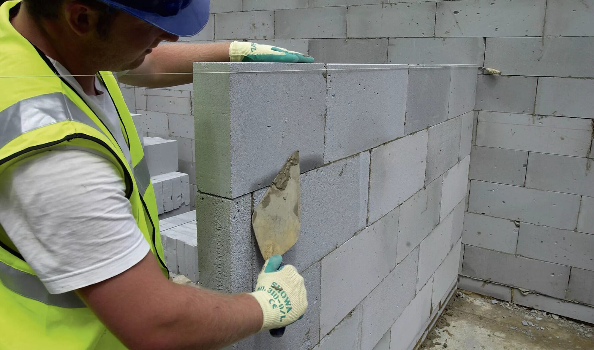 Blocking construction
