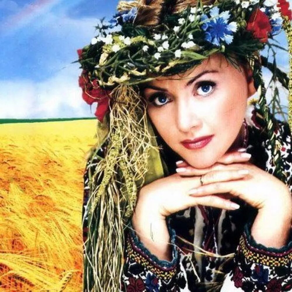 Королева украинские песни. Королева украинские песни. Королева украинские песни. Королева украинские песни. Цвите терен песня украинская.