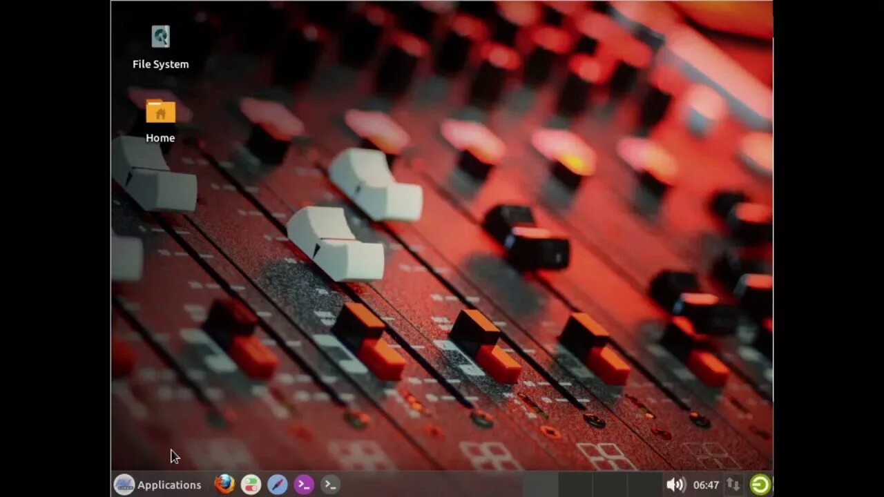 Ассистент для линукс. Av linux. звуковые дистрибутивы. ardour linux. линукс помощник.