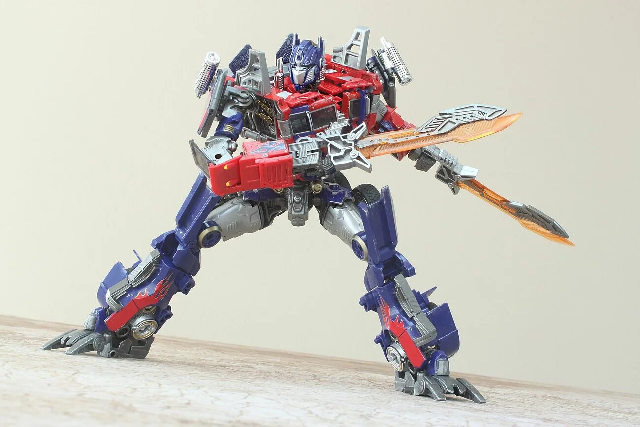 Робот-трансформер, m7409-1. Трансформер wei jiang transformers m01 commander optimus prime. Transformers wei jiang optimus. Трансформер wei jiang transformers m01 commander optimus prime. M transformer.