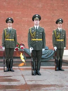 Часовой стоящий на посту