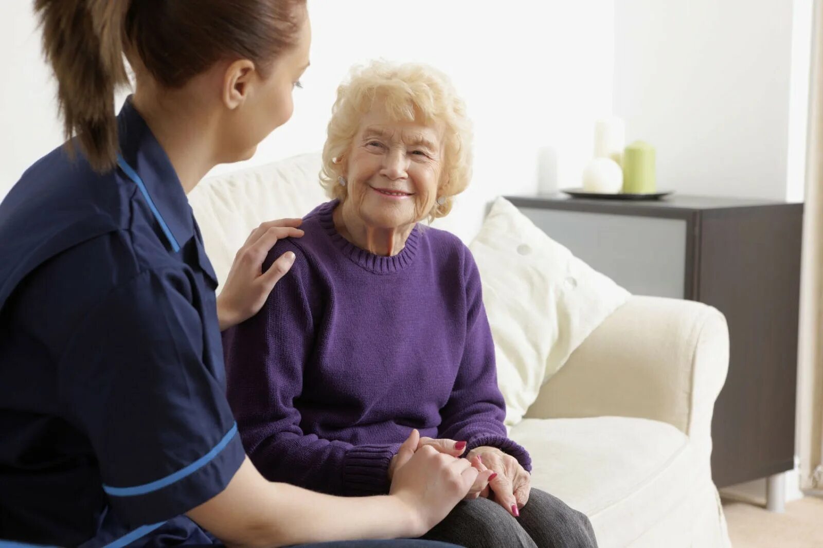 Помощь. Забота о престарелых родителях. Соц работник. Социальная медицинская работа. Специалист по социальной работе на дому.