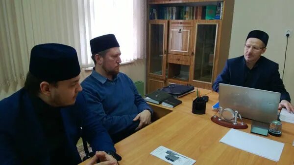 мечеть ихлас набережные челны внутри. хазрат набережные челны. али хазрат набережные челны. альфас хазрат гайфуллин. альфас хазрат набережные челны.