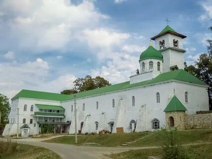 Михайловский монастырь