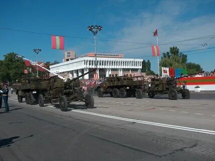 Республики 35