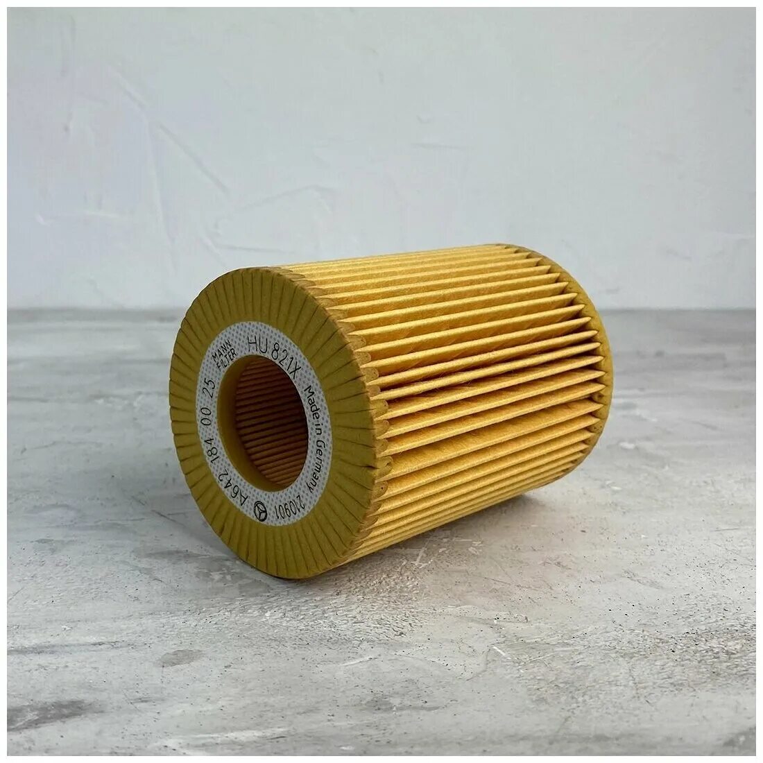 Масляный фильтр w202 c220. A6421800009. 6 бензин. Фильтр масляный mercedes benz. Фильтр масляный мерседес 123 2.