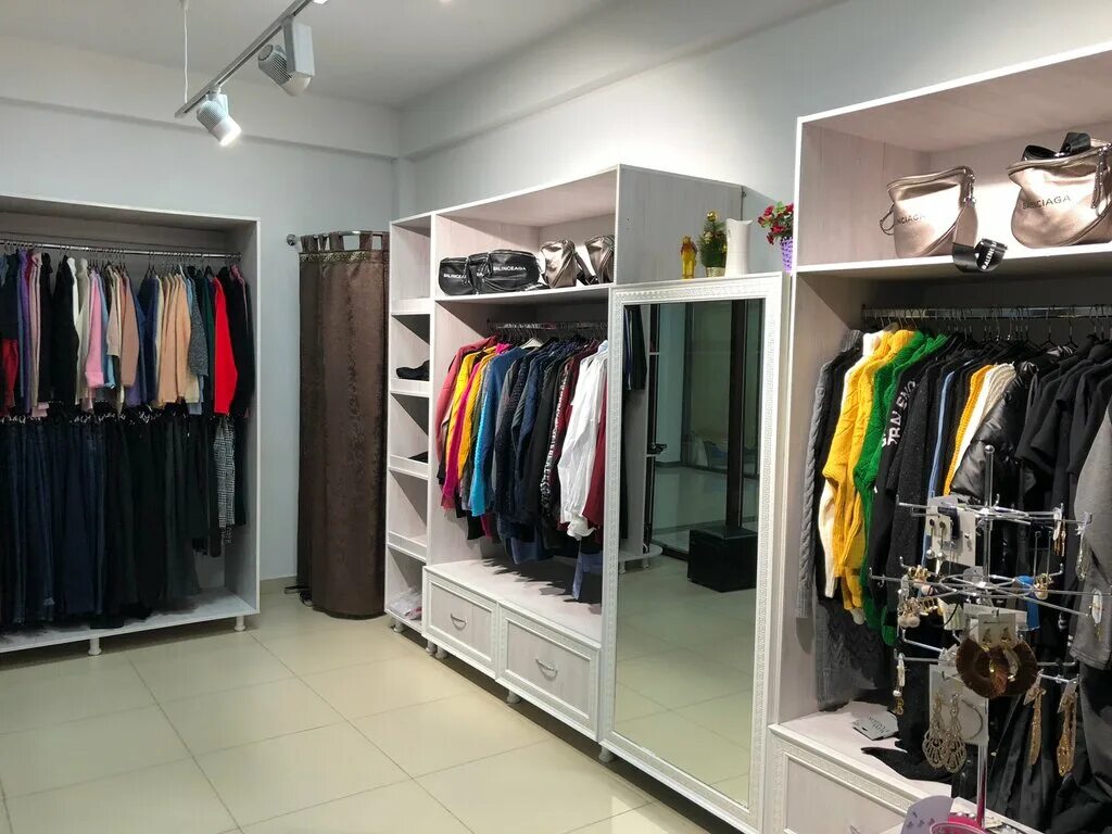 одежда каспийск. Avva магазин мужской одежды. одежда каспийск. спортивные магазины в махачкале. магазин бэбилэнд.