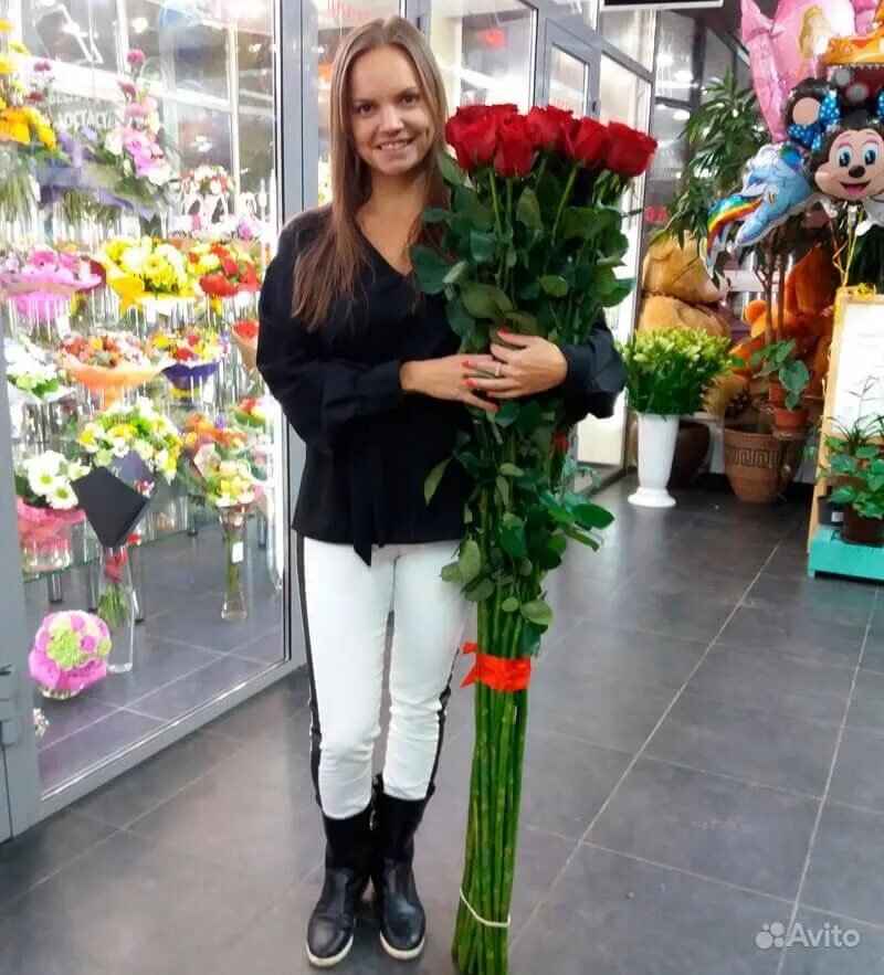 Длинные розы. Высокие розы. Эквадорские розы 150 см. Высокие розы. Букет из длинных роз.