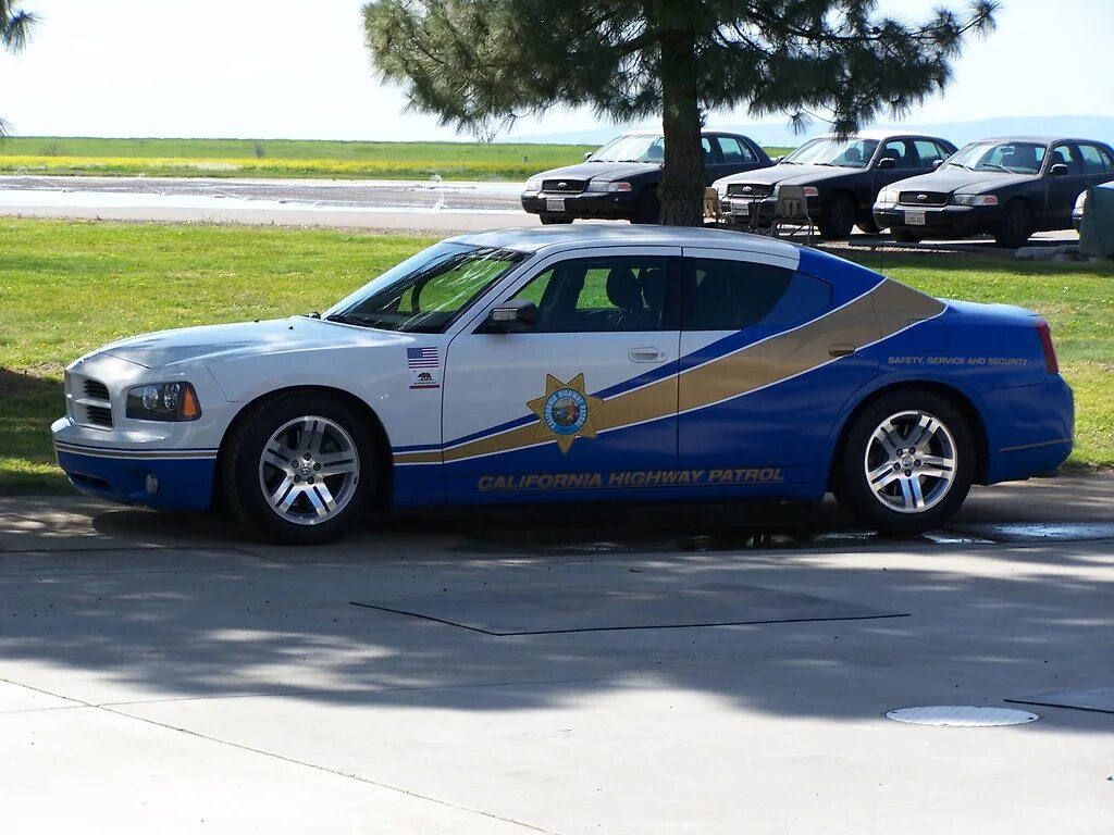 California Highway Patrol Додж Чарджер. Dodge Charger Highway Patrol. LAPD Highway Patrol. Dodge Charger LAPD Slicktop.