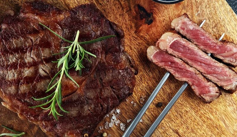 Мясо зубра. Сухое мясо. Бизон фарм. Колбаса из зубра. Зубрятина.