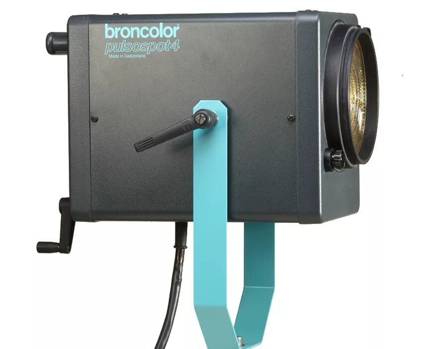 Источник направленного. Broncolor Gobo. Broncolor c200. Насадка Broncolor спот с линзой Френеля. Broncolor spot attachment.