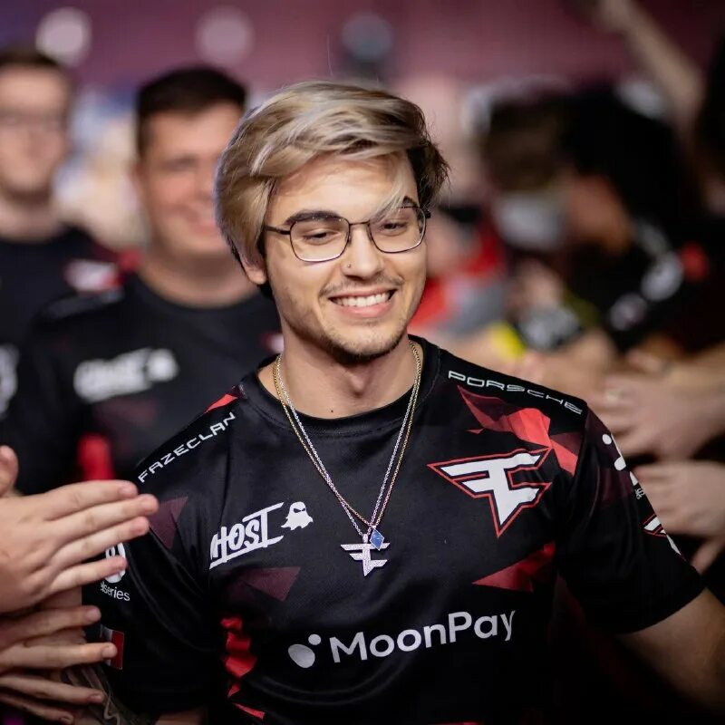 Mouz nxt astralis talent прогноз. Капитан mouz. Астралис. Mouz nxt astralis talent прогноз. Nbk игрок кс.