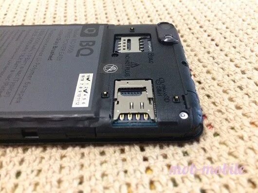 Bq вставить симку. Держатель симки bq 2838. как вставить симку в телефон bq. как в смартфоне bq вынуть симку.