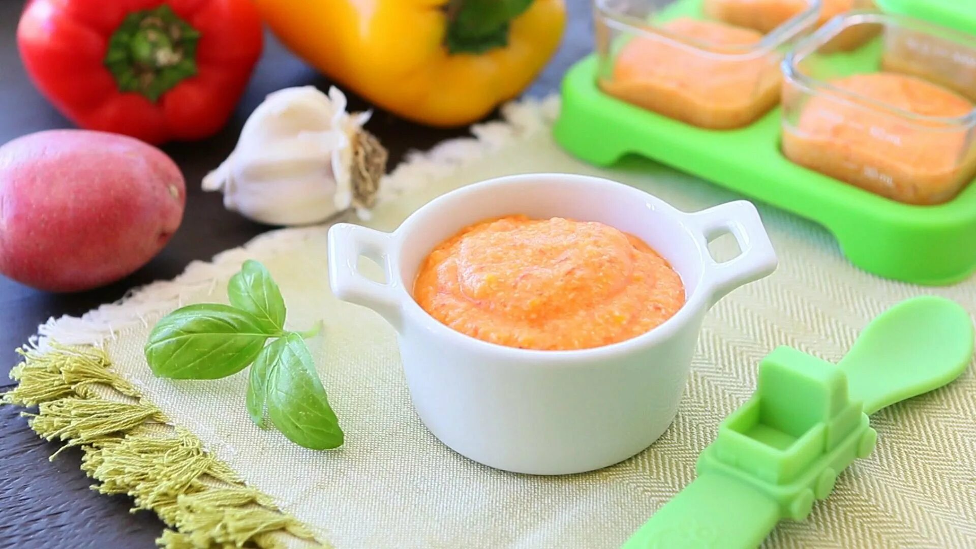 Десерт из детского пюре. Фруктовые и овощные пюре. овощное пюре для ребенка. прикорм пюре. овощи в виде пюре.