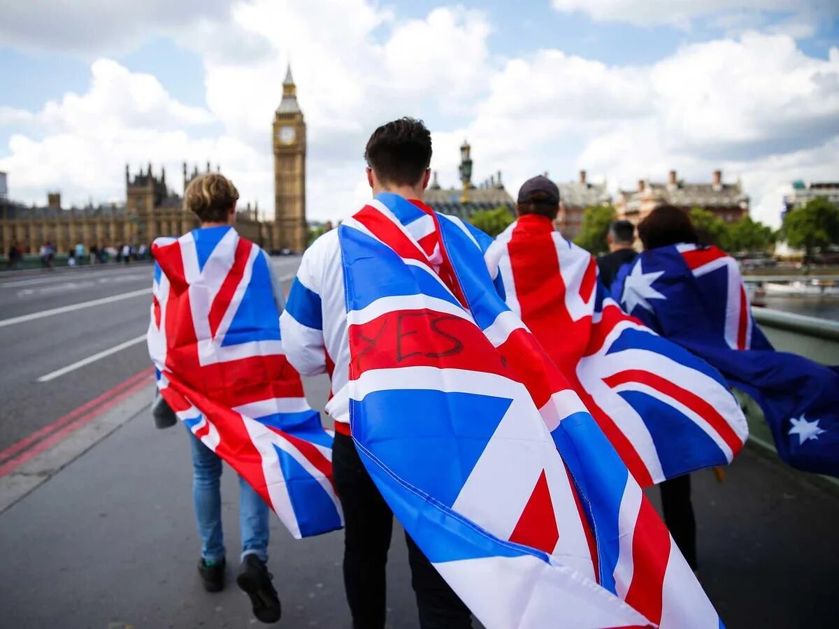 Флаг Великобритании. Великобритания люди. Флаг Лондона фото. Британцы люди. Britain young