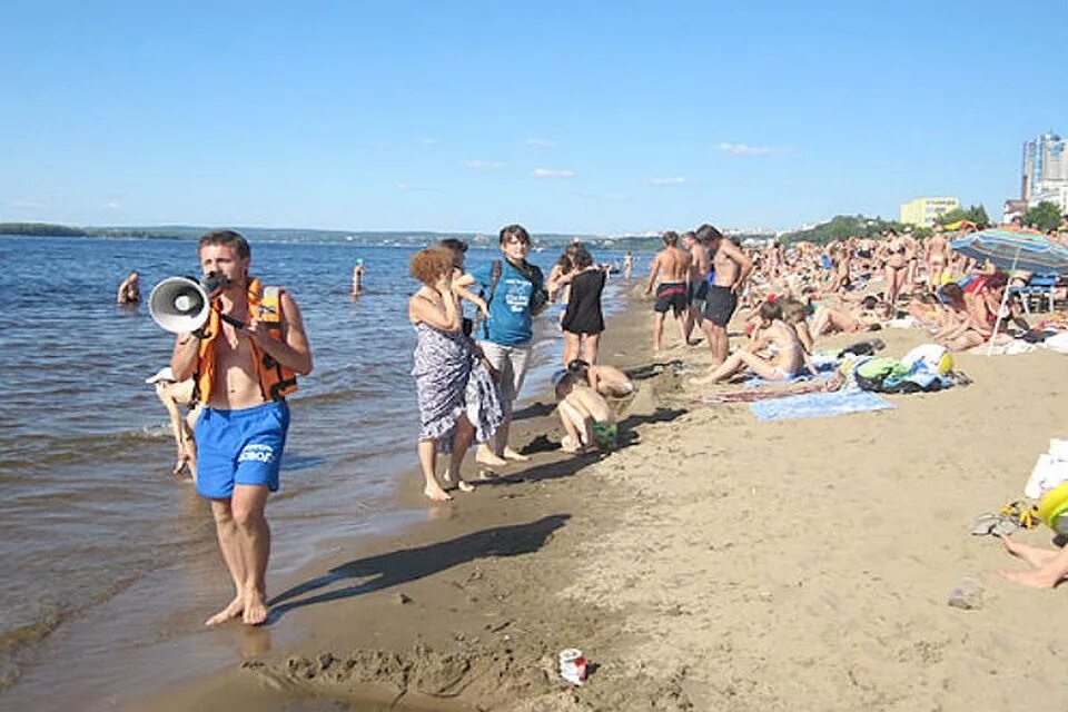 Волга пляж. Пляжи на Волге Балахна. Пляж в Самаре на дне. Самара пляж сейчас.