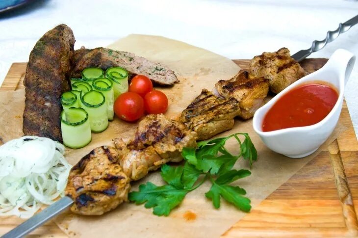 Шашлык и пляски курган. Шашлык и пляски курган