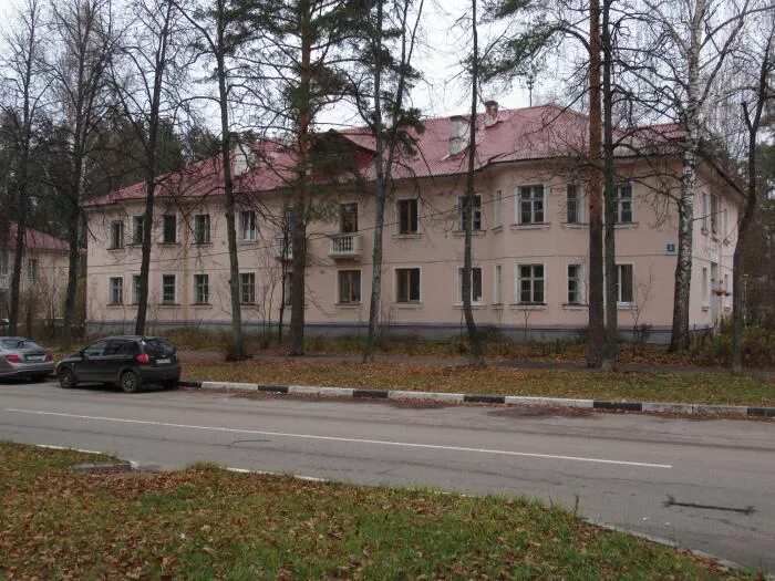 Жолио кюри обнинск. Улица жолио кюри обнинск дом 7. 20. Обнинск, улица жолио-кюри, 1. Ул жолио кюри 8 дубна.