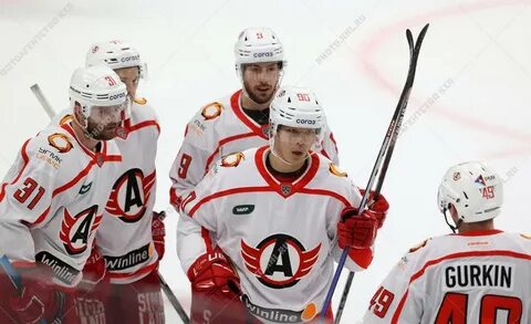 Ли автомобилист